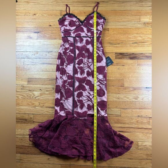 NWT Lulus Alluring Dream Burgundy Floral Mesh Lace Trumpet Midi Dress, Small - Picture 6 of 11